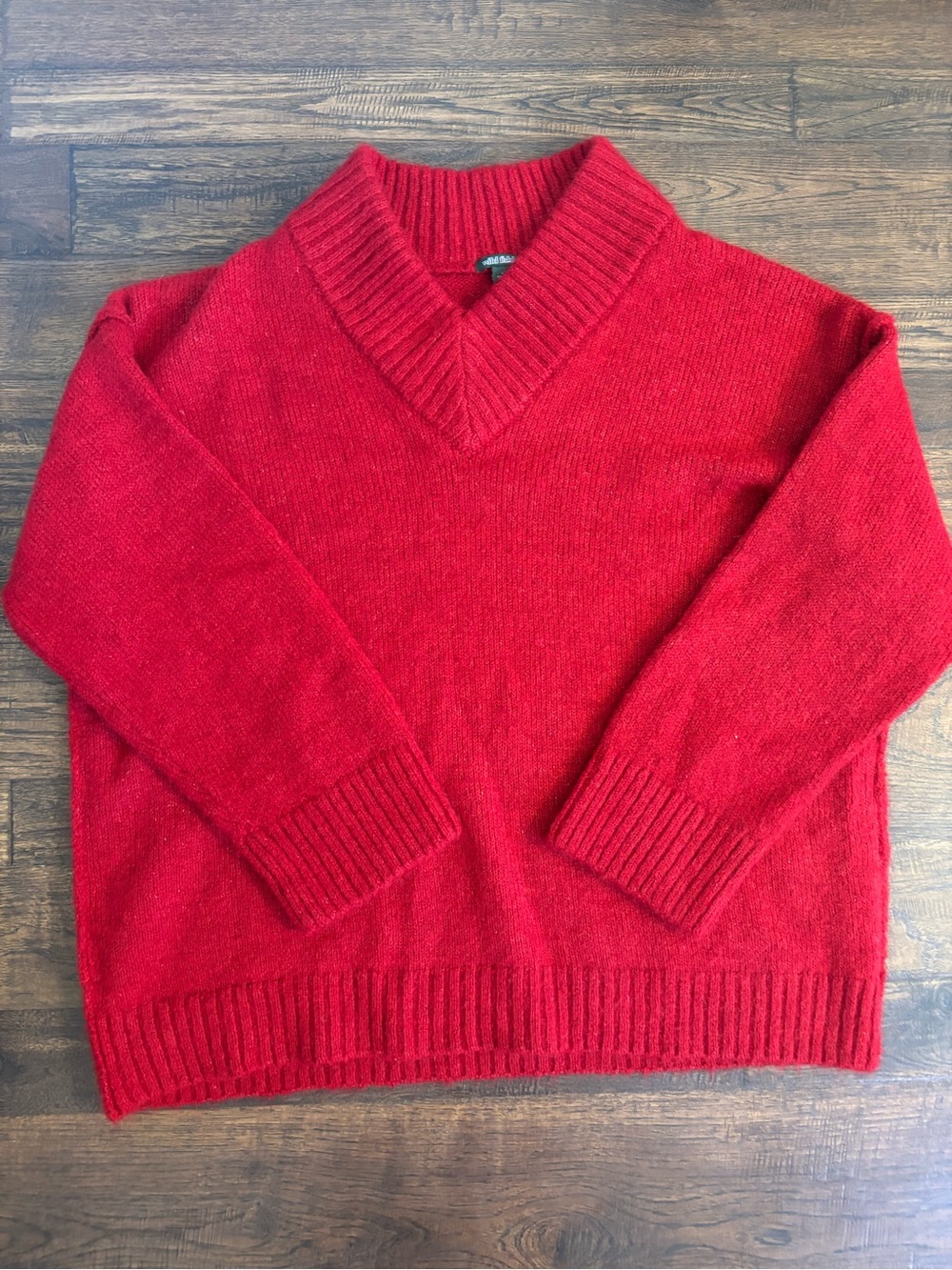 Wild Fable Red V-Neck Sweater Large